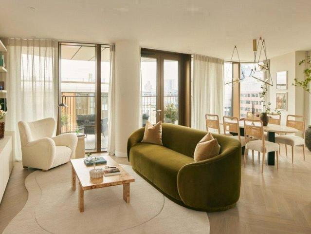 Flat for sale in Bankside, Greater London