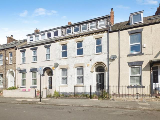 Flat for sale in Chirton, North Shields