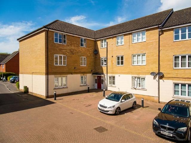 Flat for sale in East Bank, Norfolk