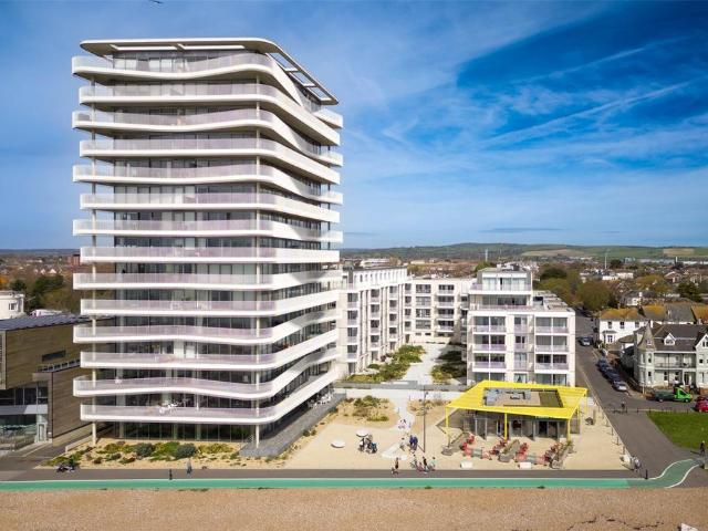 Flat for sale in West Worthing, Worthing