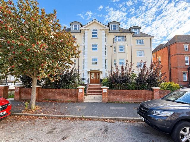 Flat for sale in Meads, Eastbourne