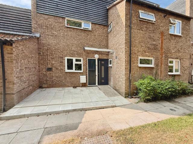 Flat for sale in Hollinswood, Telford