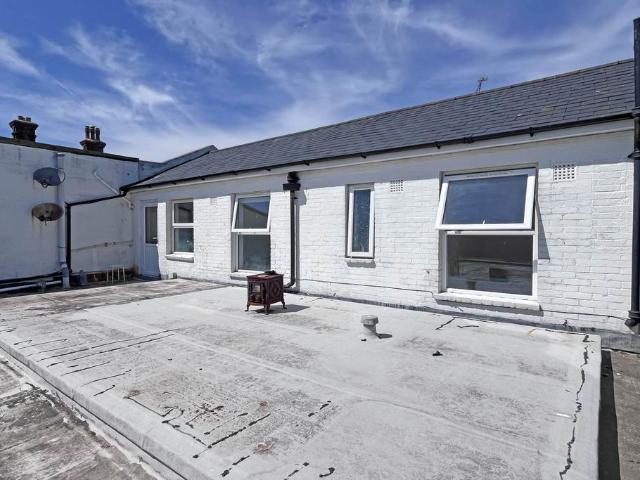 Flat for sale in Upperton, Eastbourne