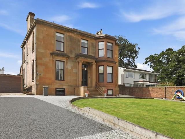 Flat for sale in Fort Matilda, Greenock