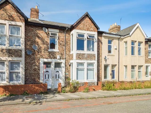 Flat for sale in Heaton, Tyne And Wear