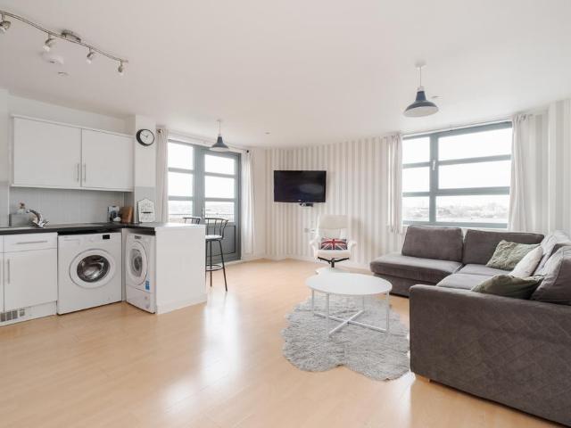 Flat for sale in Hoxton, De Beauvoir Town