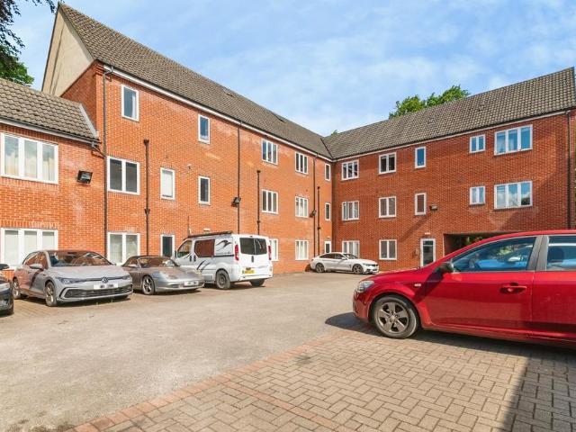 Flat for sale in Woodthorpe, Gedling