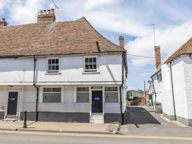 Flat for sale in Wincheap, The Bridge