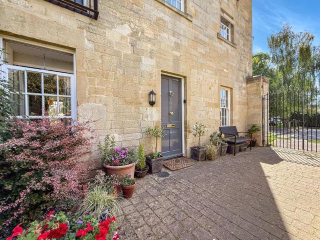 Flat for sale in Semington, Wiltshire