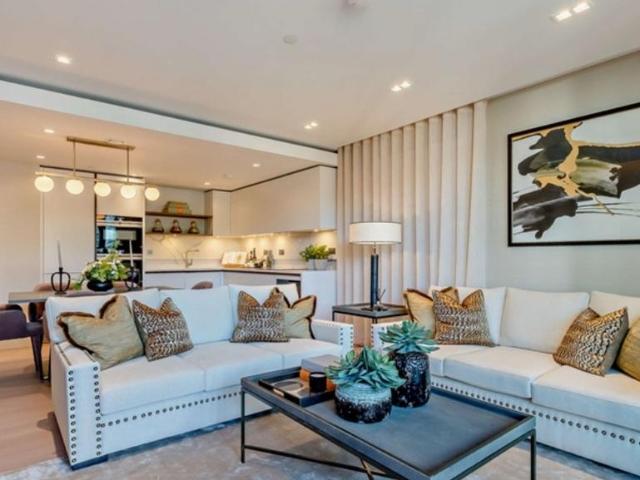 Flat for sale in City of Westminster, Greater London