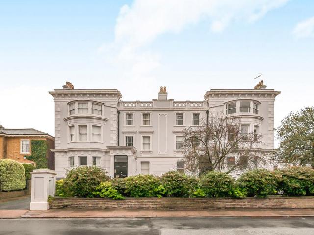 Flat for sale in Petersham, Isle Of Man