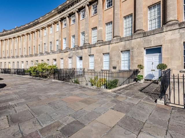 Flat for sale in Kingsmead, Bath