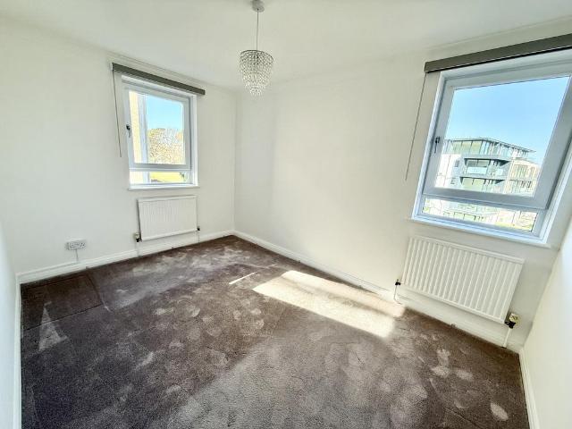 Flat for sale in Boscombe, Bournemouth