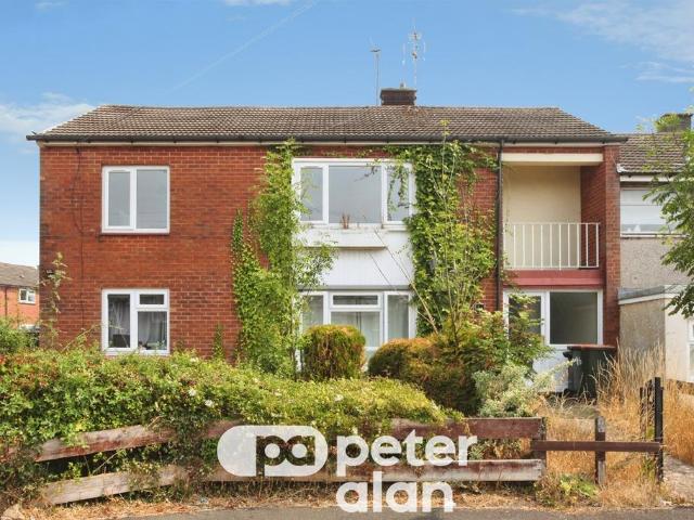 Flat for sale in Llanwern, Wales