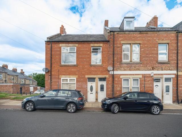 Flat for sale in Swalwell, Tyne And Wear
