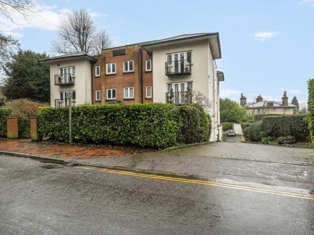 Flat for sale in St James, Sandown Park
