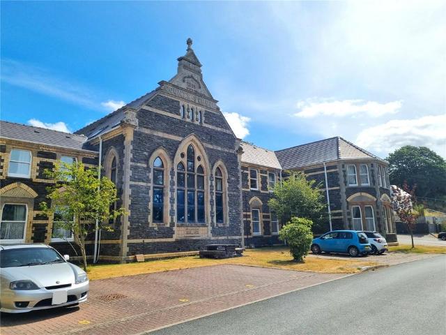 Flat for sale in Waun Fawr, Wales