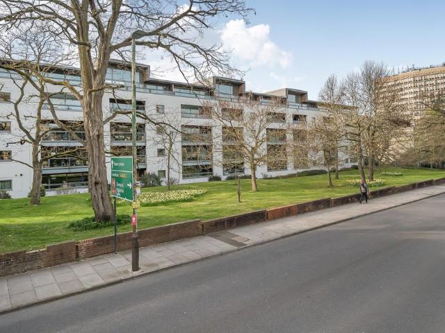 Flat for sale in Montpellier, Golden Valley