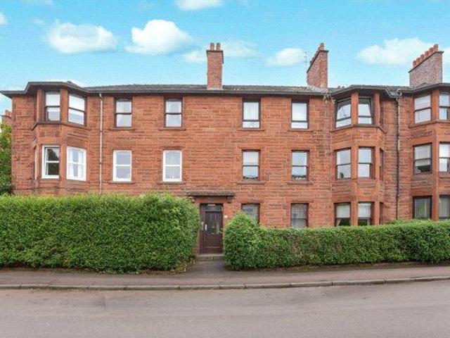 Flat for sale in Cardonald, Scotland