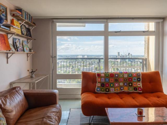 Flat for sale in Royal Borough of Kensington and Chelsea, Greater London