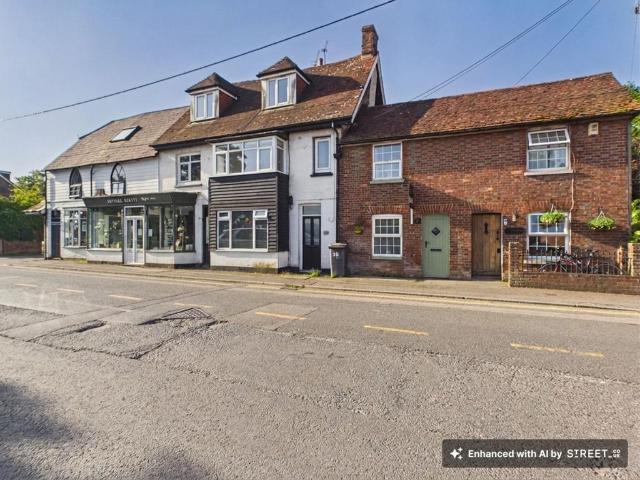 Flat for sale in Cross In Hand, East Sussex