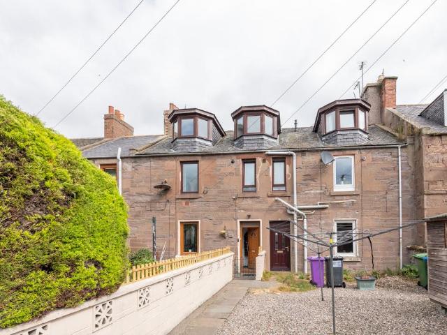 Flat for sale in Ferryden, Scotland