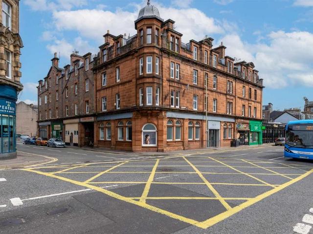Flat for sale in Craigie, Moneydie
