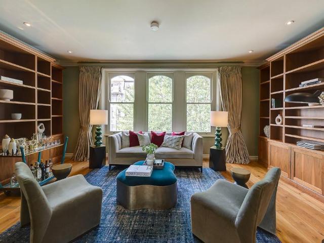 Flat for sale in Notting Hill, Greater London