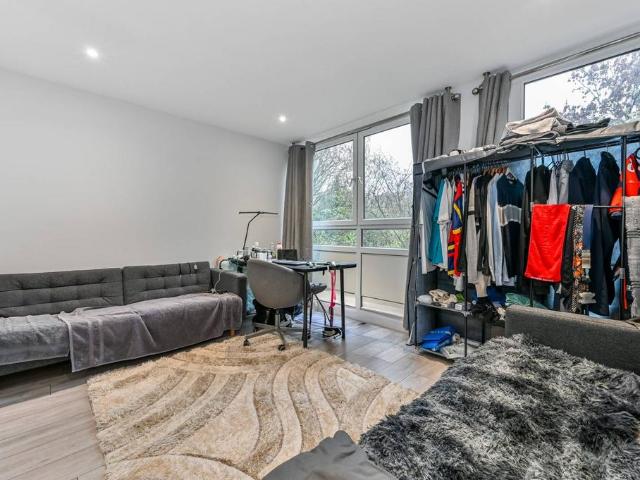 Flat for sale in Fitzrovia, Greater London