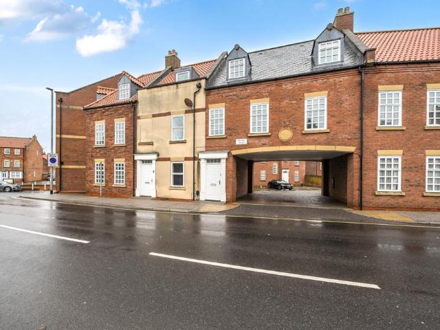 Flat for sale in Beverley, East Riding Of Yorkshire