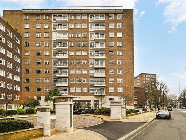 Flat for sale in Belsize Park, Greater London