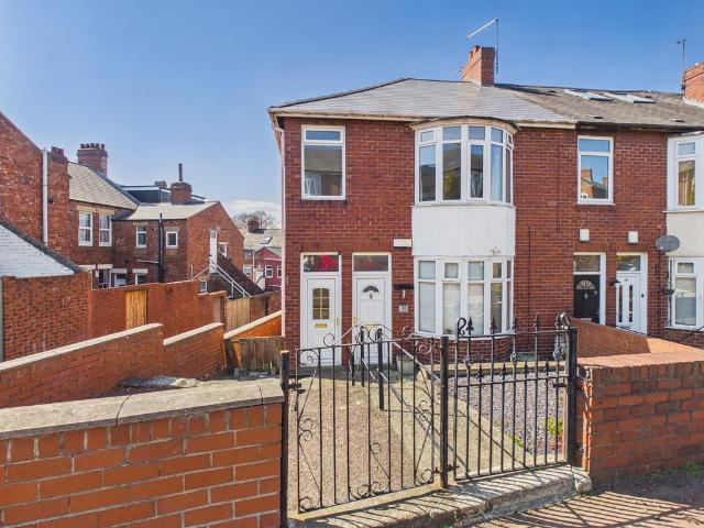 Flat for sale in Isle Of Man