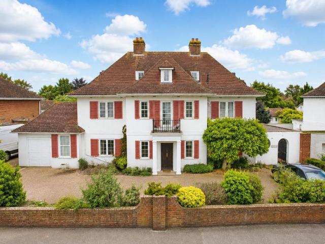 Flat for sale in Folkestone