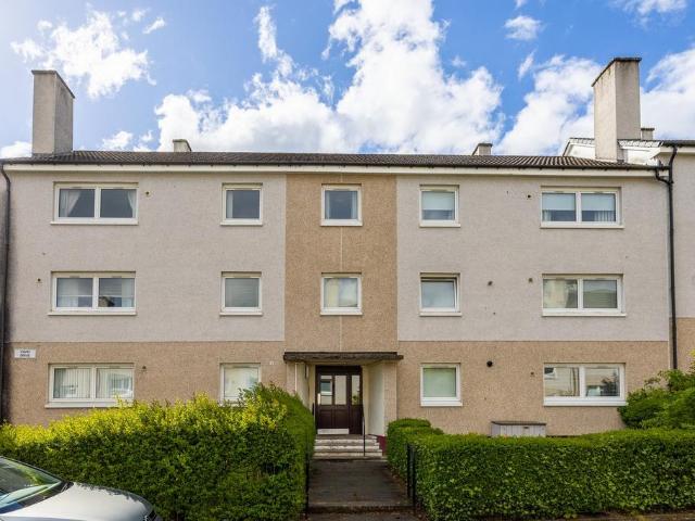 Flat for sale in Castlemilk, Scotland