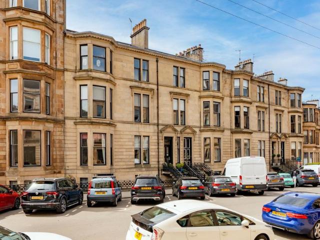 Flat for sale in North Kelvinside, Dowanhill