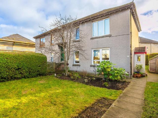 Flat for sale in Leith, Scotland
