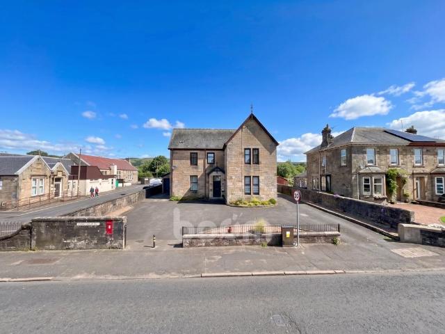Flat for sale in Kilbirnie, Scotland