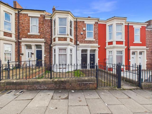 Flat for sale in Arthur's Hill, Tyne And Wear
