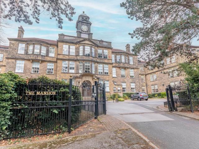 Flat for sale in Priestthorpe, Crossflatts