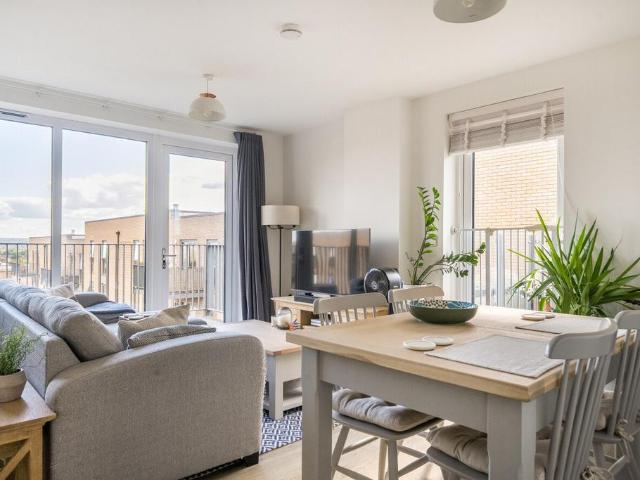 Flat for sale in Crystal Palace, Greater London
