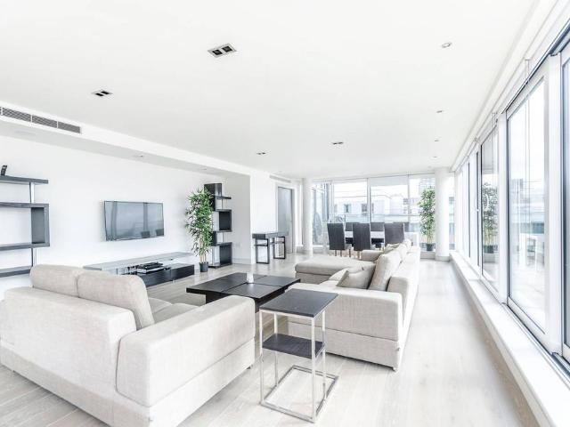 Flat for sale in Greater London