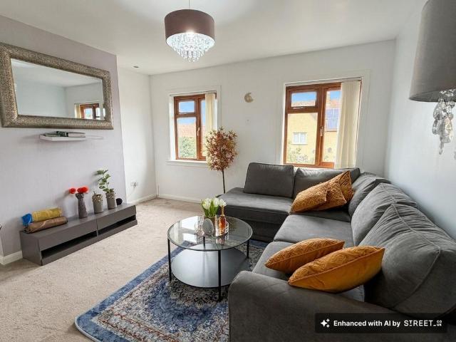 Flat for sale in Woodburn, Maxton
