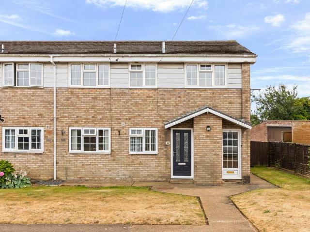 Flat for sale in Scawby, North Lincolnshire