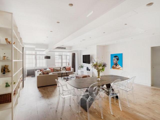 Flat for sale in Soho, Greater London