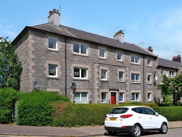 Flat for sale in Ballindoch, Scotland