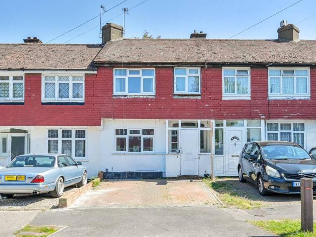 House for sale in Tolworth, Greater London