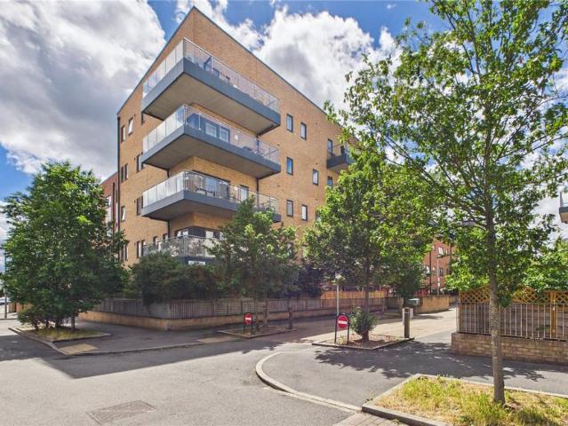 Flat for sale in Higham Hill, Greater London