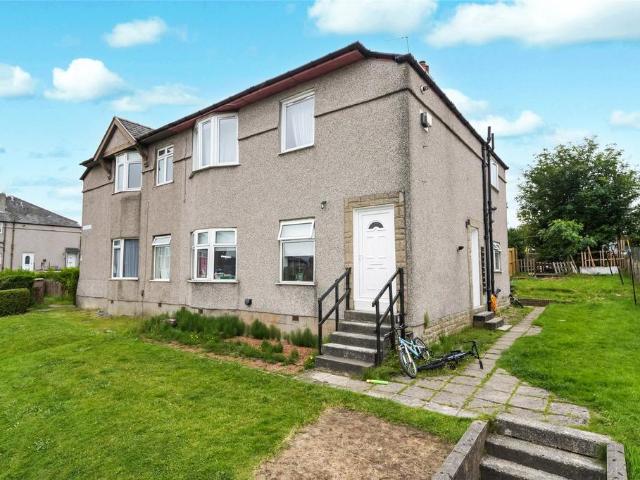 Flat for sale in Cardonald, Scotland
