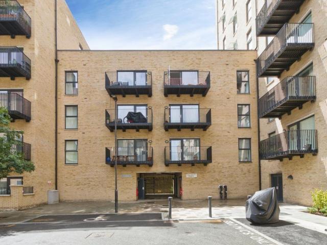 Flat for sale in Isle Of Man