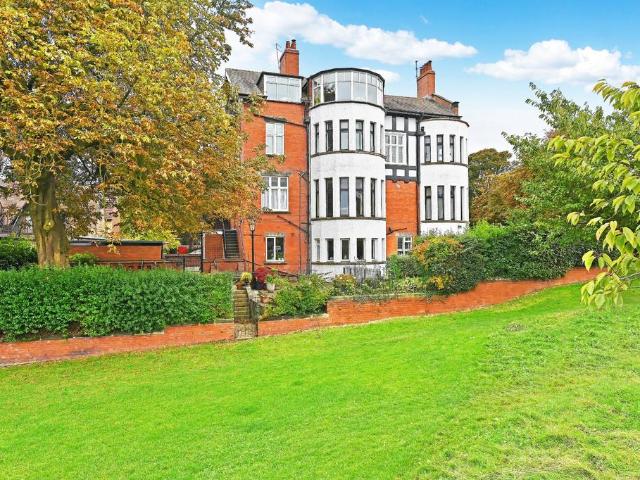 Flat for sale in Oatlands, Harrogate